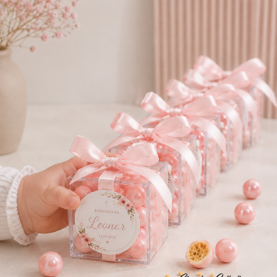Lembran&#x00E7;a&#x20;de&#x20;Batizado&#x20;Personalizada&#x20;com&#x20;P&#x00E9;rolas&#x20;de&#x20;Chocolate&#x20;Rosa