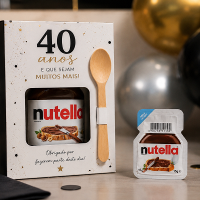 Nutella&#x20;Festa&#x20;Personalizada&#x20;15&#x20;g&#x20;&#x7C;&#x20;Lembran&#x00E7;a&#x20;de&#x20;Anivers&#x00E1;rio&#x20;com&#x20;Colher&#x20;de&#x20;Madeira