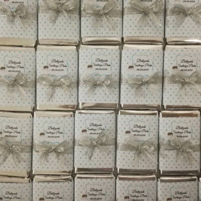 Mini&#x20;Chocolates&#x20;10gr&#x20;&#x7C;&#x20;Lembran&#x00E7;a&#x20;Batismo&#x20;Menino&#x20;ou&#x20;Menina