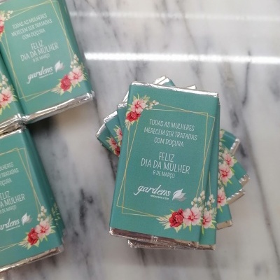 Mini&#x20;Chocolates&#x20;20gr&#x20;com&#x20;o&#x20;logotipo&#x20;da&#x20;empresa