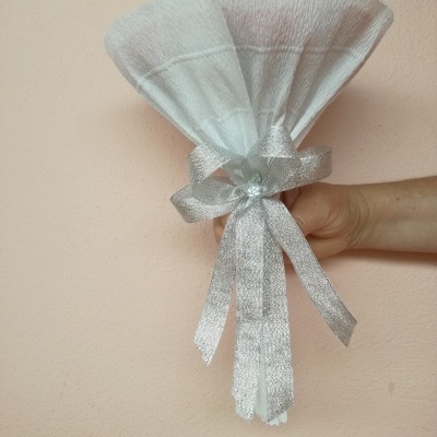 Bouquet&#x20;de&#x20;Gomas&#x20;Colorido&#x20;Vermelho&#x20;&#x2013;&#x20;Presente&#x20;Doce&#x20;e&#x20;Divertido