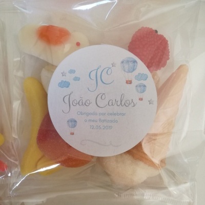 Pack de doces com etiqueta comemorativa do batizado de João Carlos, 12.05.2019