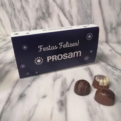 Natal&#x20;Empresas&#x20;&#x7C;&#x20;Caixa&#x20;de&#x20;Bombons&#x20;com&#x20;sleeve&#x20;personalizada