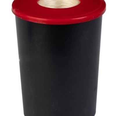 Recipiente cilíndrico preto com tampa vermelha e orifício circular