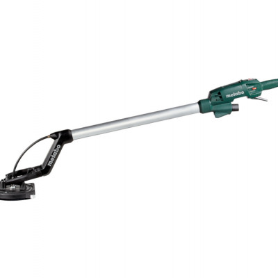 Lixadora de parede Makita verde escuro e prata com cabo comprido num fundo branco