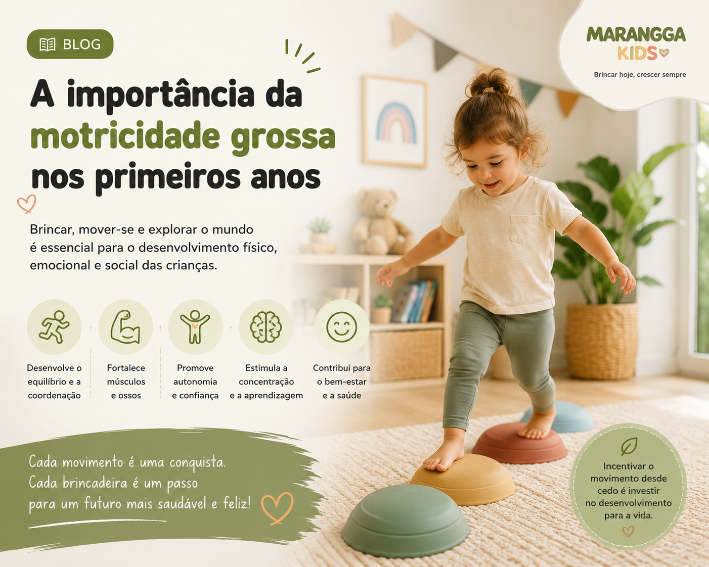 Menina em t-shirt bege e calças verdes a brincar com tapetes coloridos em ambiente interior acolhedor.