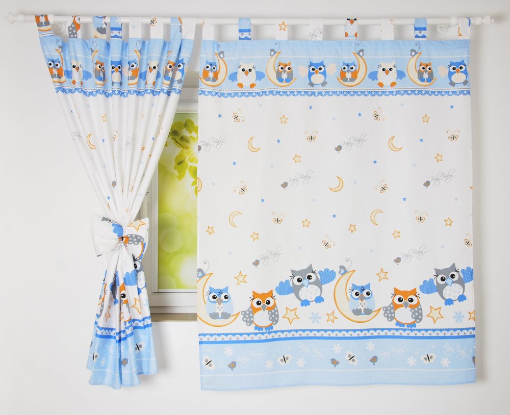 Cortinados Infantis Corujas Cortinas brancas com padrão de corujas, luas e estrelas azul, cinza e laranja