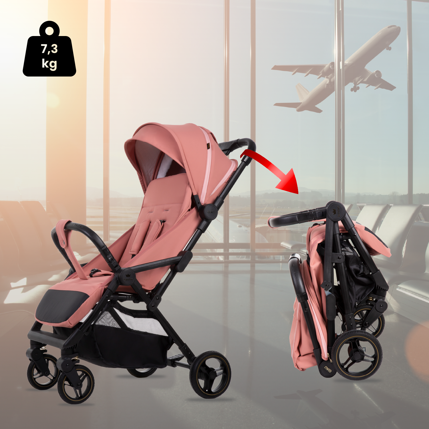 Carrinho de Bebé GIAU Rosa Salmão Carrinho de bebé cor de rosa com estrutura preta, peso 7,3 kg, em aeroporto com avião ao fundo