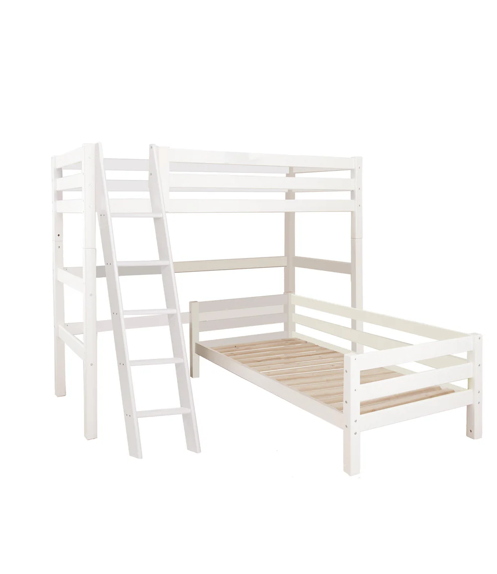 Beliche Eco Luxury Flexível Cama beliche branca em madeira com cama inferior maior e escada lateral.