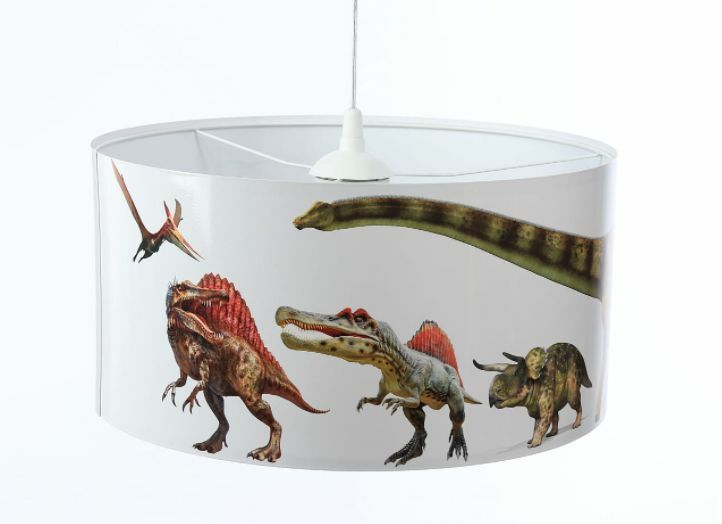 Candeeiro Suspenso DINO Diplodoco Luminária pendente branca com ilustrações de dinossauros coloridos.