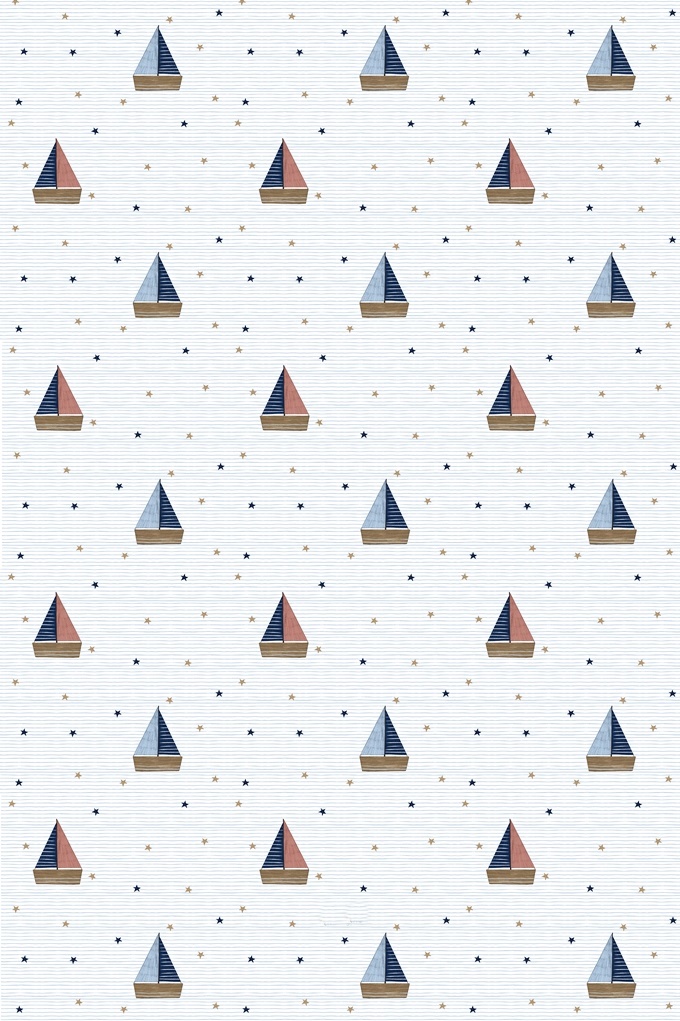 Tapete Ecológico PEQUENO MARINHEIRO Papel de parede com padrão de barcos azuis e castanhos e estrelas pequenas em fundo branco