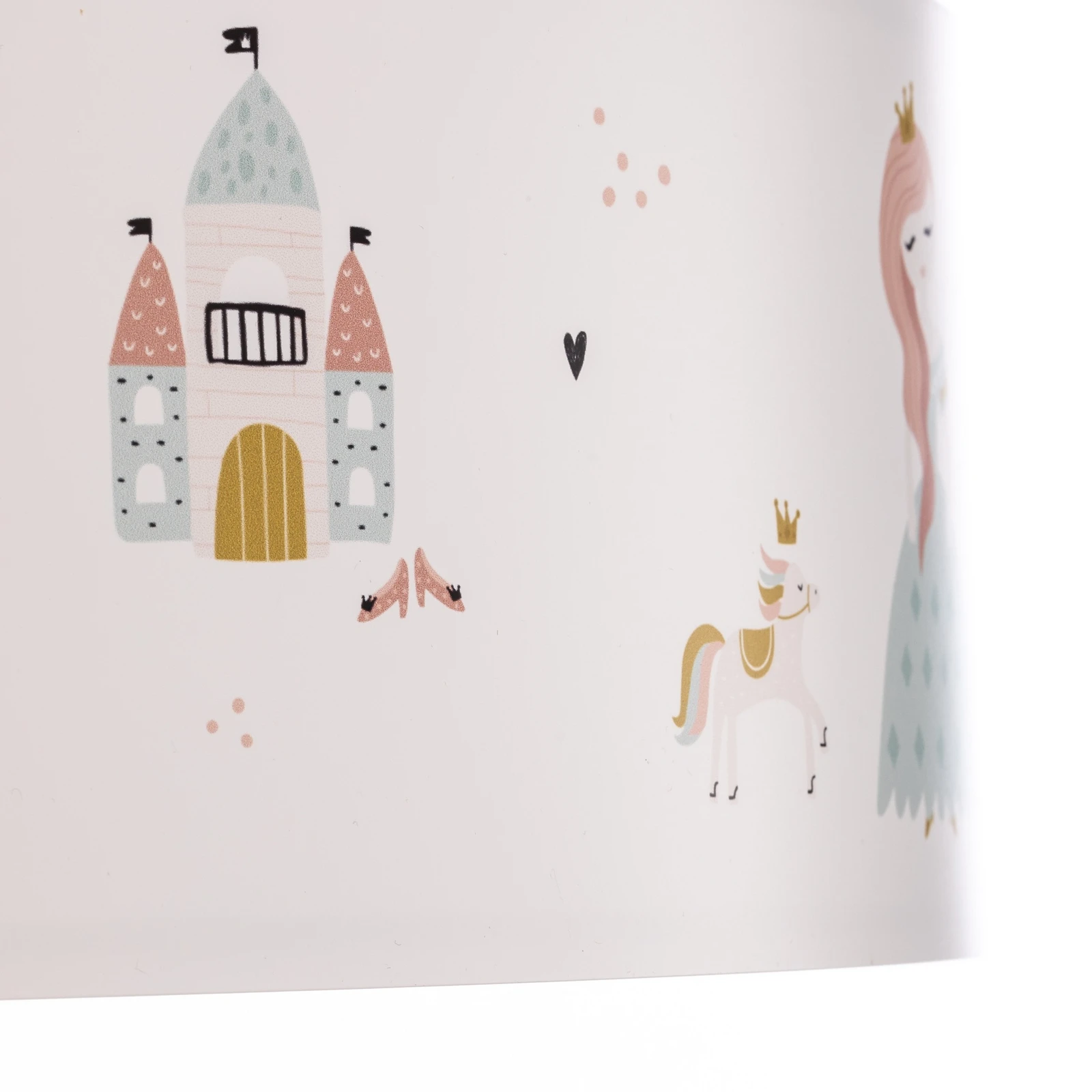 Candeeiro Plafon PRINCESA - Sweet Dreams Ilustrações de castelo, sapatos, cavalo e figura feminina em papel de parede branco