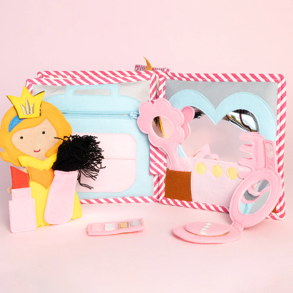 Princesinha – Mini Livro Sensorial de 6 Páginas Brinquedo de maquilhagem infantil com boneca princesa e espelho em coração