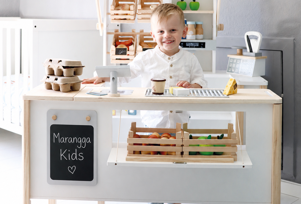Loja de brinquedo em madeira com frutas e legumes, caixa registadora e painel Marangga Kids