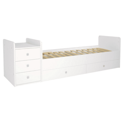 Cama individual branca com três gavetas à esquerda e duas gavetas maiores na parte inferior direita