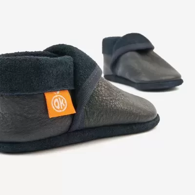 https://www.marangga.com/product/sapatinho-infantil-classico-azul-escuro