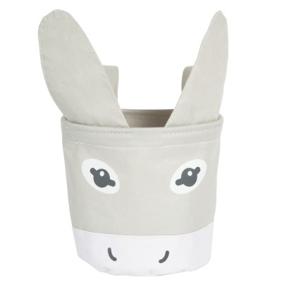 Saco cinza claro com formato de cara de animal com orelhas grandes de tecido