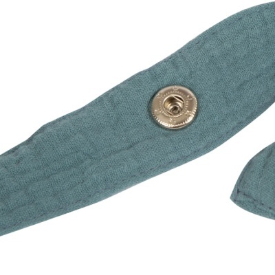 Correia teal de tecido com botões de pressão metálicos dourados