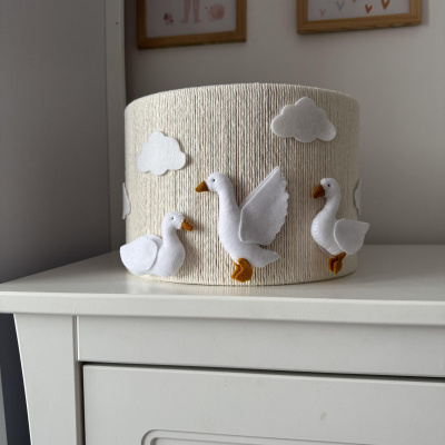 https://www.marangga.com/product/abajur-infantil-gansos