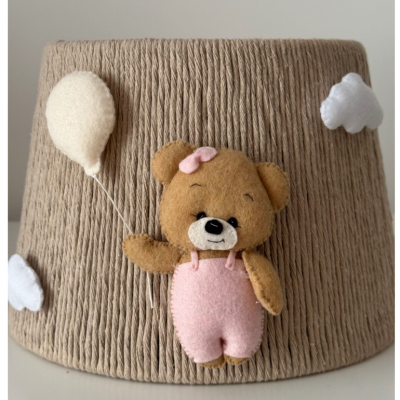 Abajur com ursinho e balão decorativos