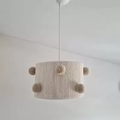 https://www.marangga.com/product/abajur-de-teto-infantil-pom-pom