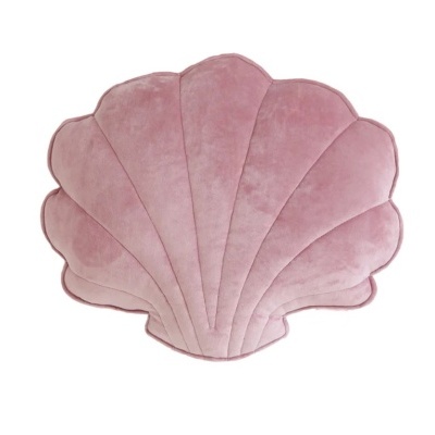 almofada rosa em forma de concha de veludo