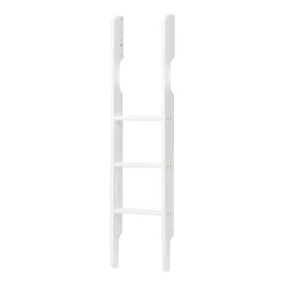 Escada branca de madeira com três degraus em fundo branco