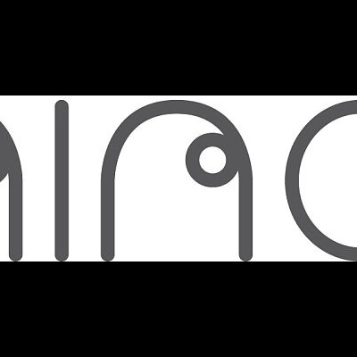 Logótipo com texto AIMO em letras pretas arredondadas