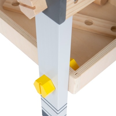 Pé de suporte ajustável cinzento e amarelo com estrutura de madeira clara