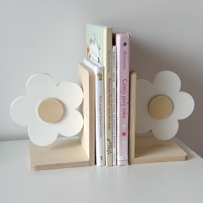 https://www.marangga.com/product/conjunto-suporte-para-livros-flor
