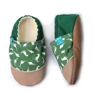 https://www.marangga.com/product/sapatinhos-de-crianca-em-couro-natural-dinossauro-verde