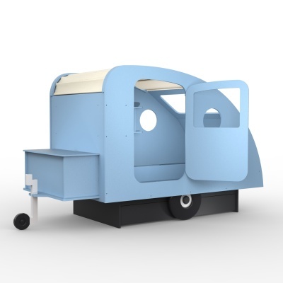 Carroça azul claro de madeira com portas abertas e rodas pretas