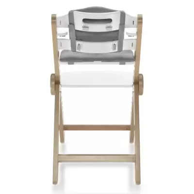 Cadeira alta para crianças em madeira clara e assento branco com cinto cinza