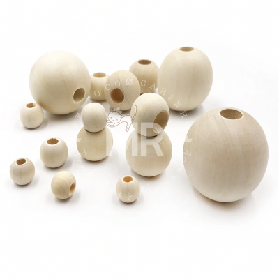 Conjunto de contas de madeira de vários tamanhos com furo central