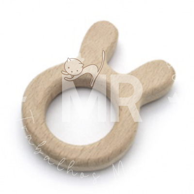 Anel de madeira em forma de coelho com orelhas
