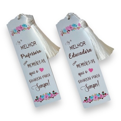 Dois marcadores de livros com flores e tassel branco, texto de agradecimento para professora e educadora.