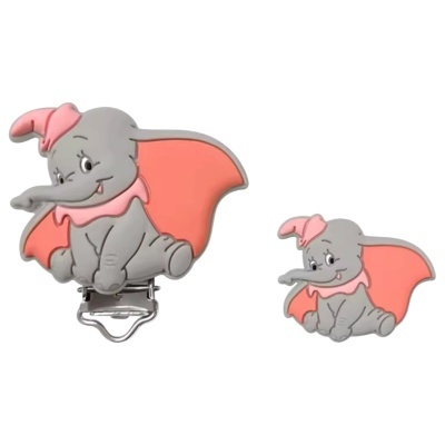 Acessórios com elefante cinza e detalhes cor de rosa com prendedor metálico