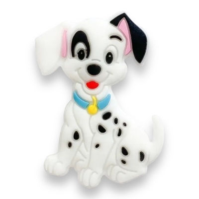 Figura plástica de cão dálmata branco com manchas negras e colar azul.