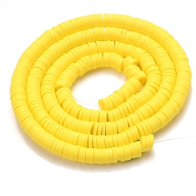 Colar de contas amarelas em disco arranjado em espiral