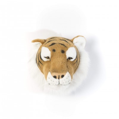 Cabeça de peluche de tigre castanho com detalhes brancos e pretos sobre fundo branco