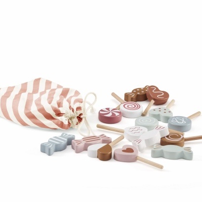 Brinquedos de gelados e doces de madeira com saco de tecido listrado