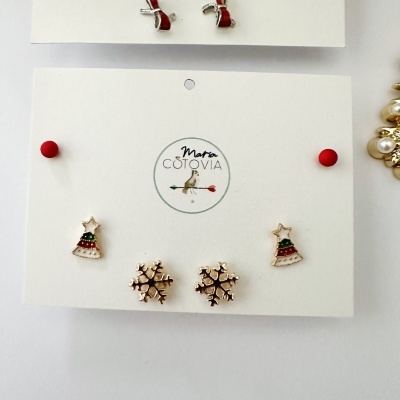 Conjunto de brincos natalícios em cartão branco Maria Cotovia