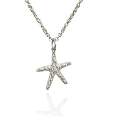 Colar prateado com pendente estrela-do-mar texturizado