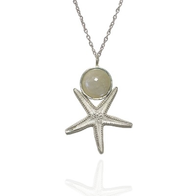 Colar com pendente estrela do mar prateado e pedra bege