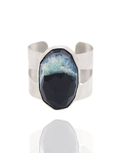 Pulseira em prata com pedra preta e azul
