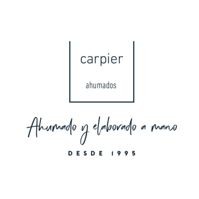 Texto em fundo branco com nome carpier, ahumados e frase em manuscrito