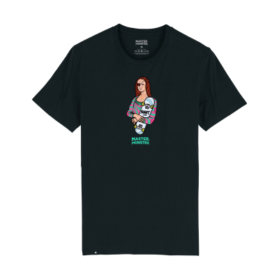 T-shirt preta com estampado central de personagem feminina com skate e texto MASTER MONSTER