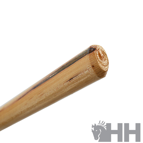 Cabo cilíndrico de madeira clara com textura e acabamento polido