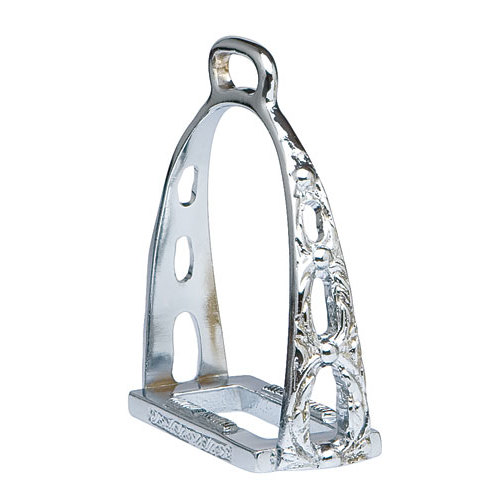 Estrepa de metal cromado com design clássico e ornamentos detalhados