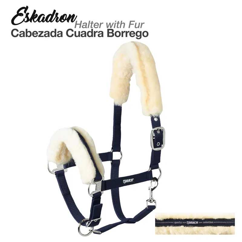 Cabresto para cavalo preto com pelúcia branca da marca Eskadron